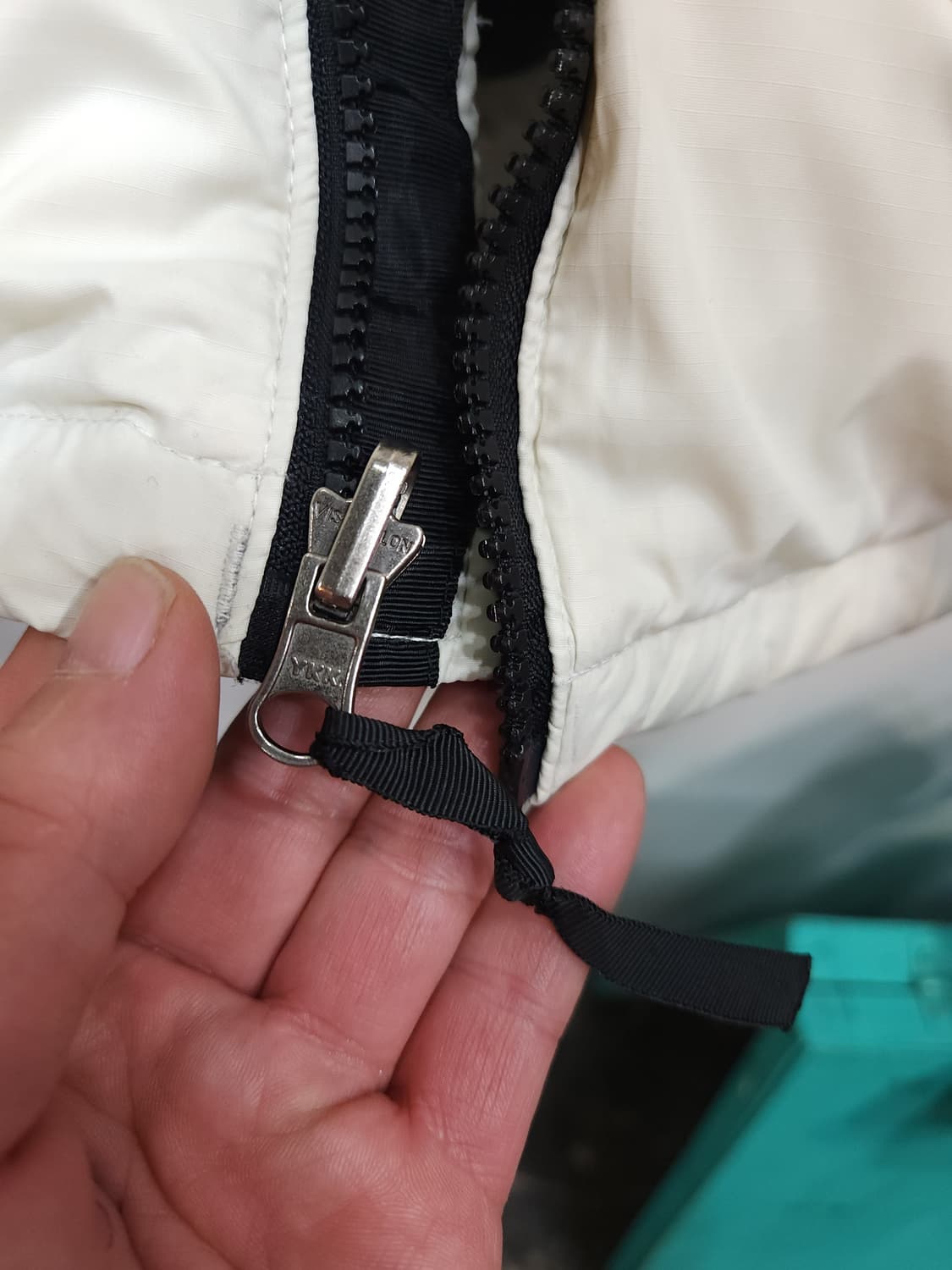 노스페이스 700 눕시 구스 패딩점퍼

 상품이미지3