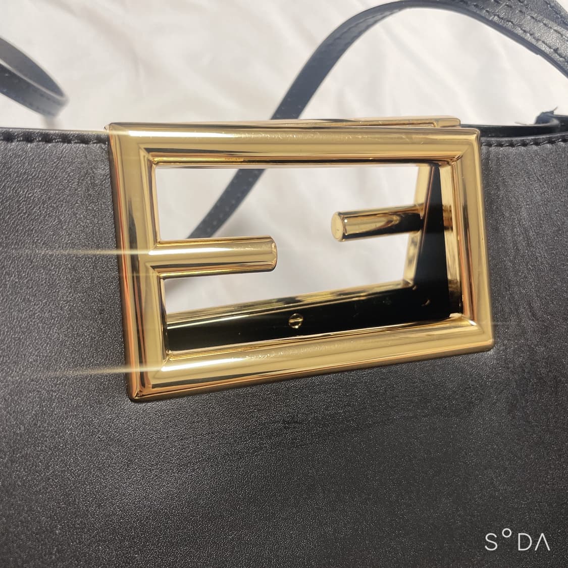 펜디 웨이 숄더백 블랙 상품이미지2