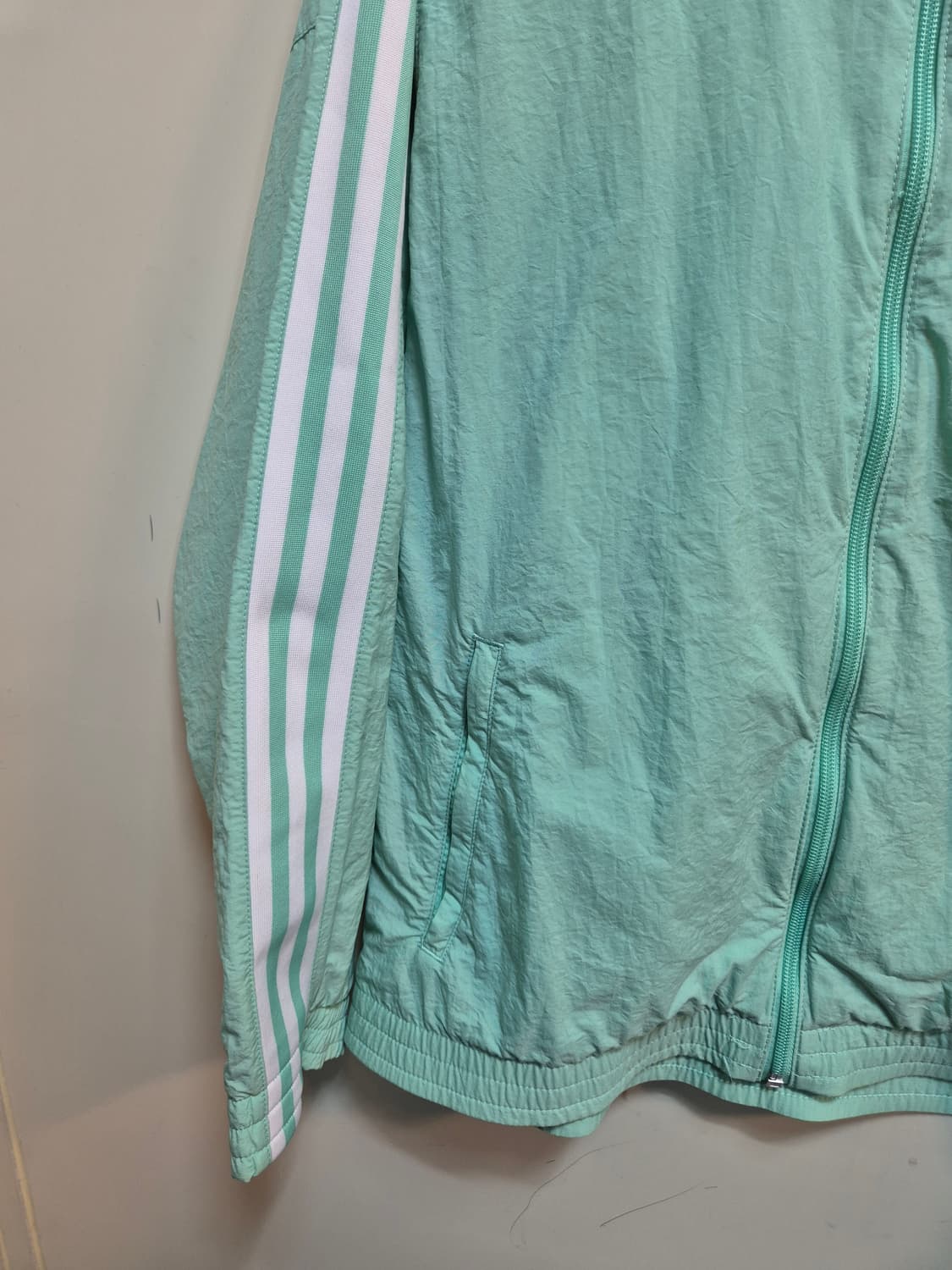 아디다스 민트 바람막이 상품이미지5