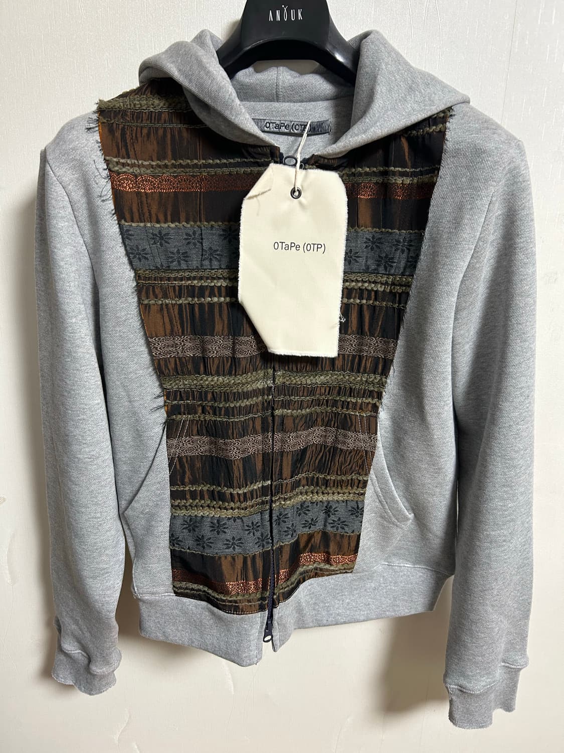 0tape 새상품 리버서블 후드집업 상품이미지2