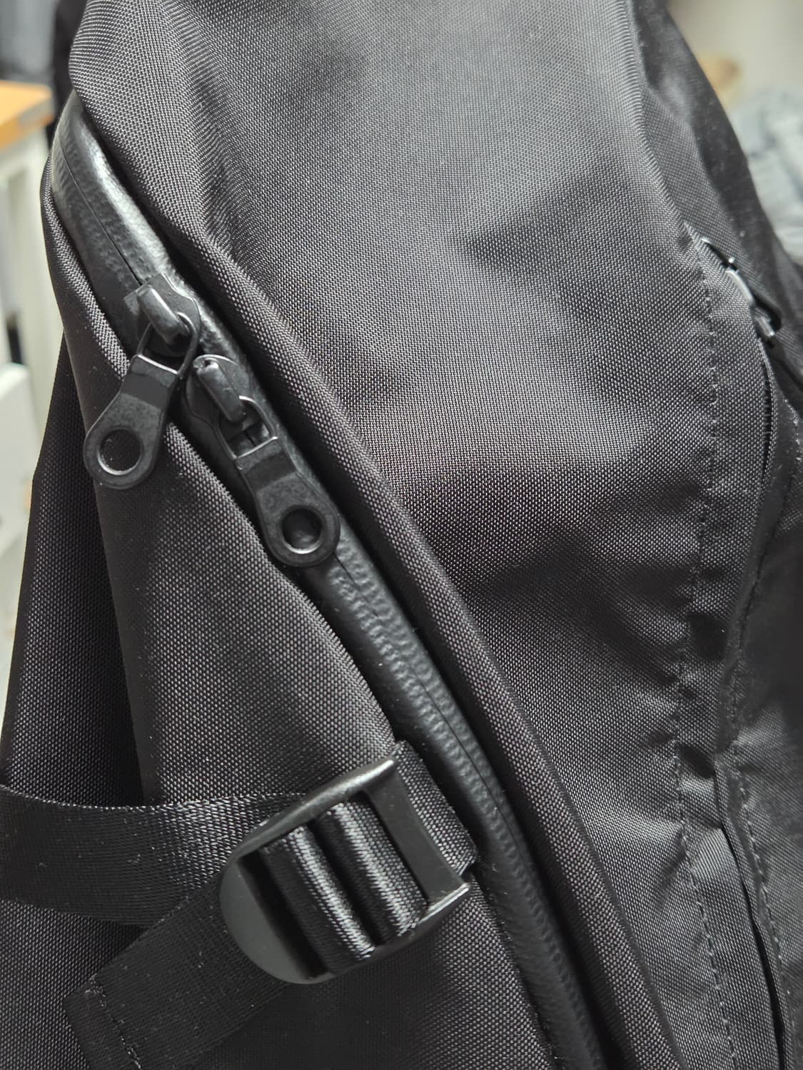 월스와일무브먼트 피어스백 상품이미지4