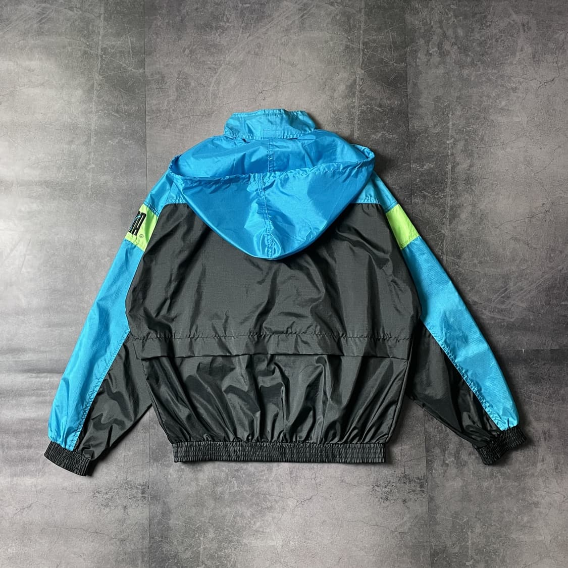 PUMA 퓨마 빈티지 네온컬러 레글런 윈드브레이커 상품이미지5