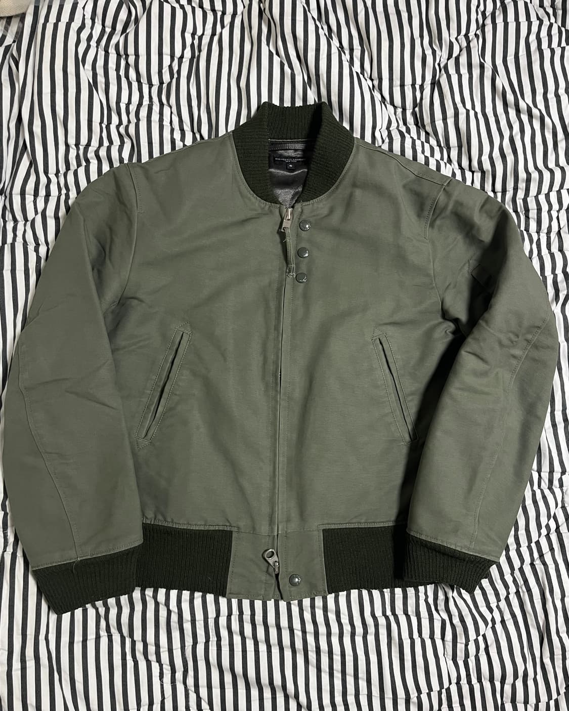 엔지니어드 가먼츠 에비에이터 자켓 ma-1 올리브 상품이미지1