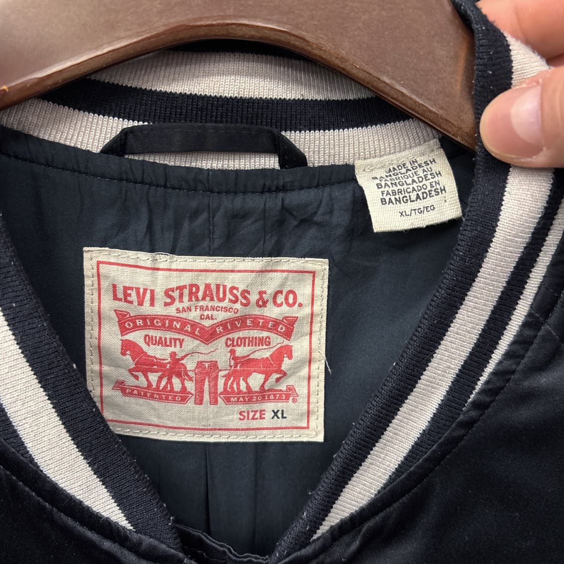 리바이스 빈티지핏 캐주얼 사틴 바시티 자켓 N783 상품이미지5