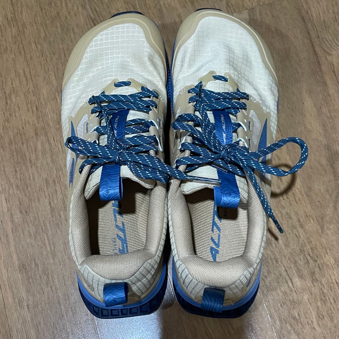 알트라 론픽8 탄 트레일 런닝화 265 상품이미지5