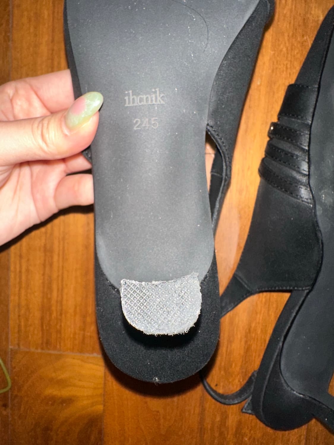 이크닉 105 four belted slingback 상품이미지5