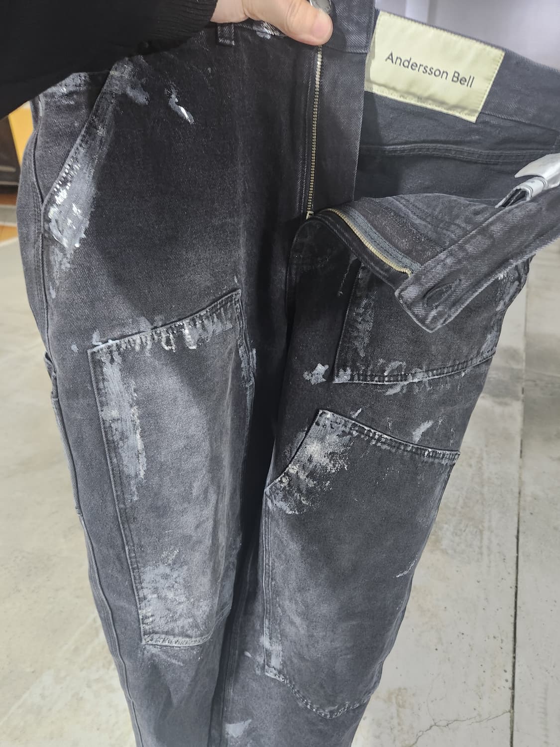 앤더슨벨  왁스 코티드 데님 팬츠 상품이미지5