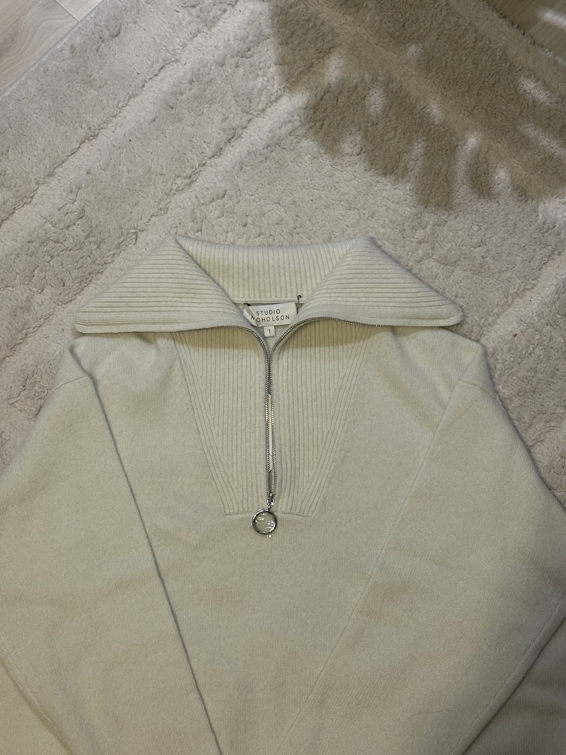 [새상품] 스튜디오니콜슨 반집업 니트 | 엑스트라파인램스울 상품이미지1