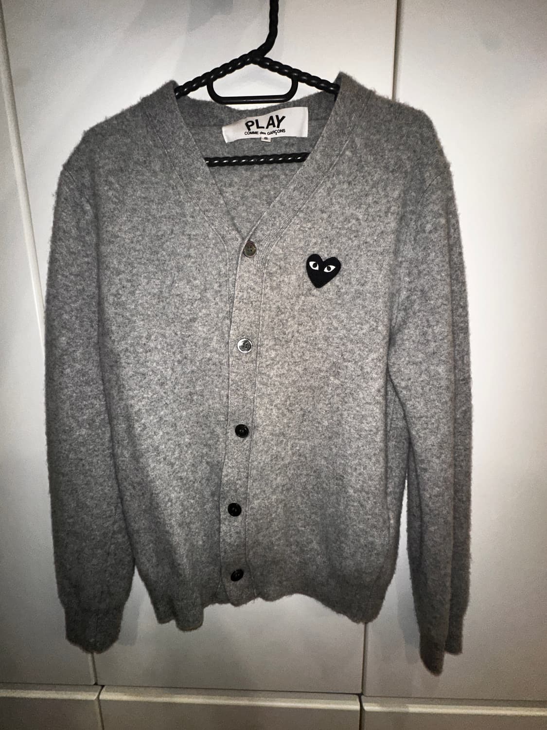 플레이 꼼데가르송 블랙 하트 니트 가디건 그레이 S 상품이미지2