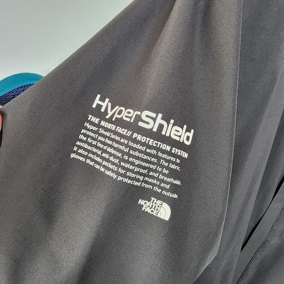 노스페이스 블랙 바람막이 후드 자켓 상품이미지2