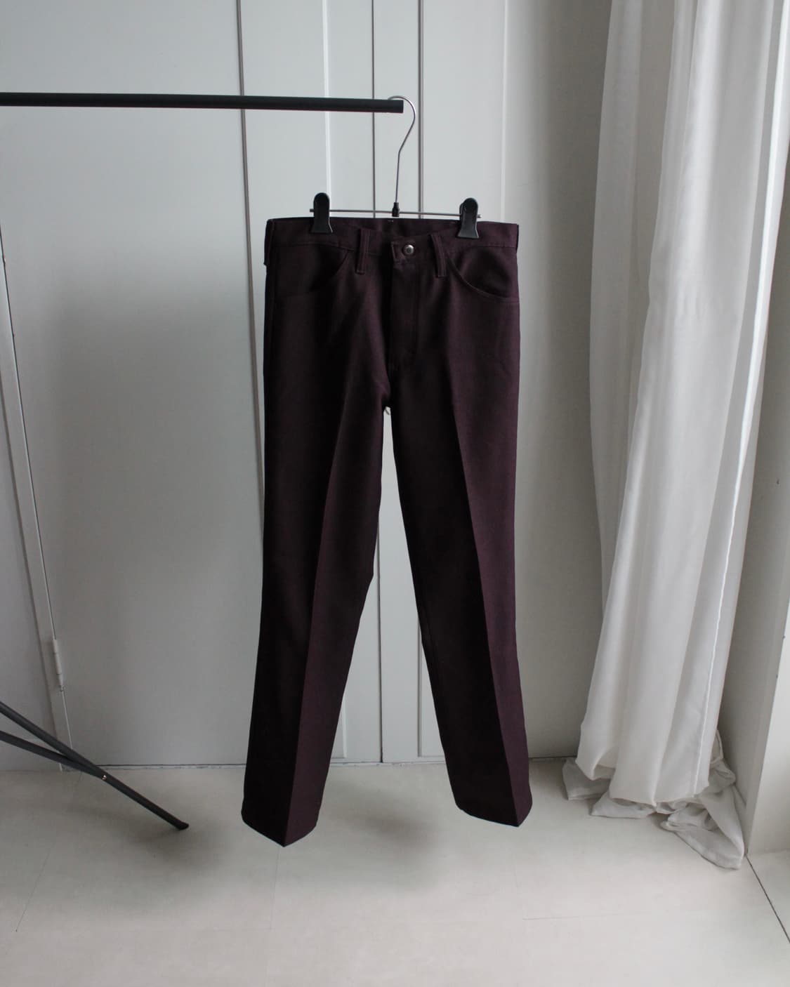 Wrangler burgundy poly pants 상품이미지1