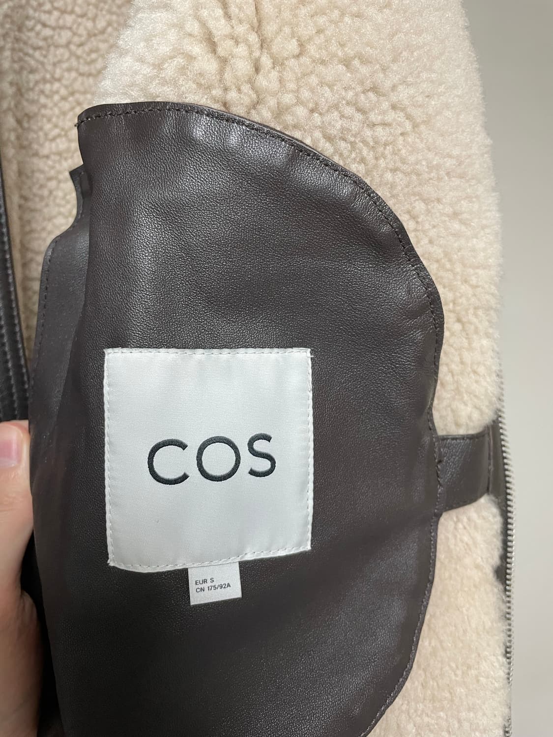 Cos 시어링 보머 재킷 무스탕 다크 브라운 S 상품이미지4