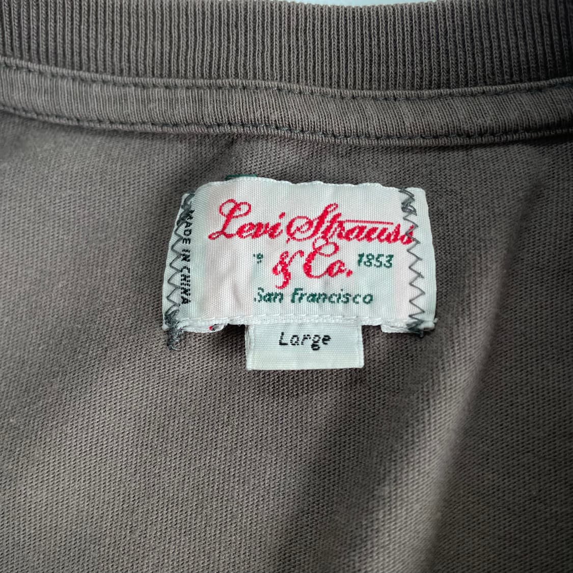 Levis  리바이스 501 90,s 자수 프린팅 반팔 티셔츠 상품이미지4