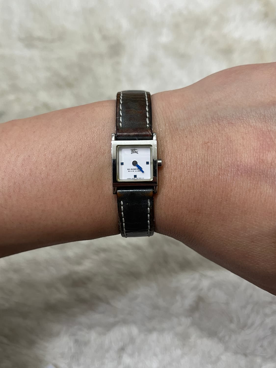 버버리 블루라벨 쿼츠 상품이미지6
