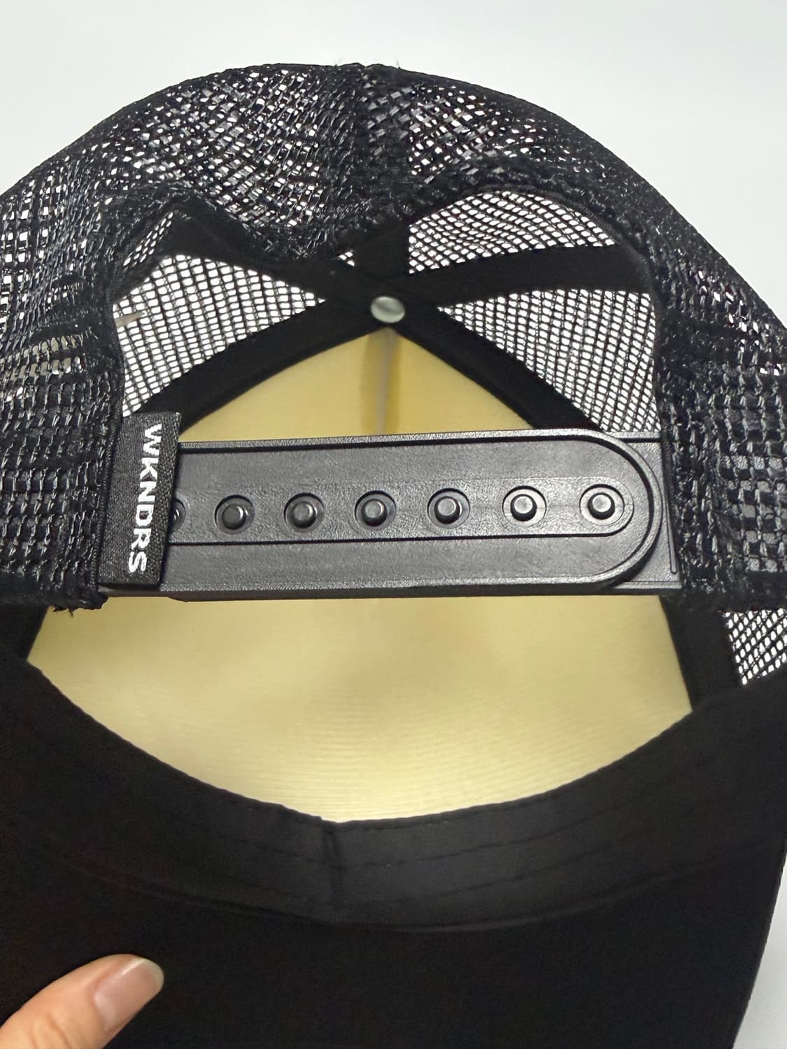 위캔더스 챔피온 콜라보 트러커캡 상품이미지5