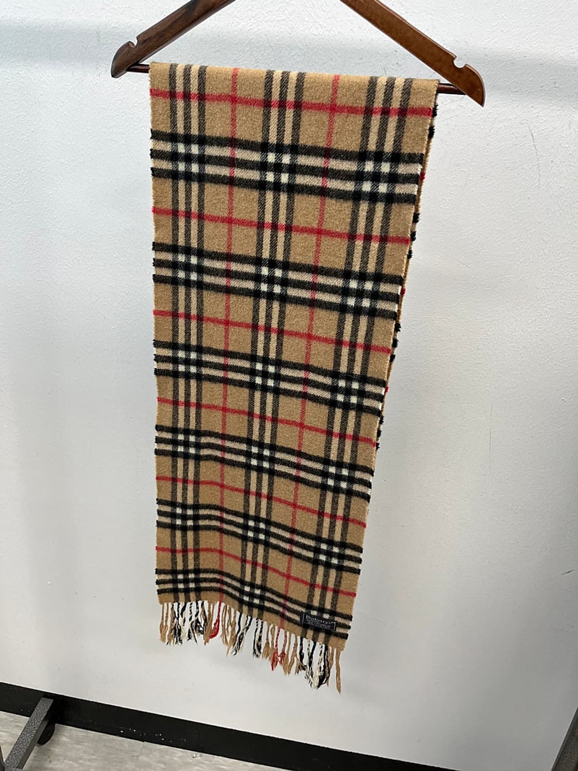 버버리 베이지 캐시미어100% 머플러  상품이미지2