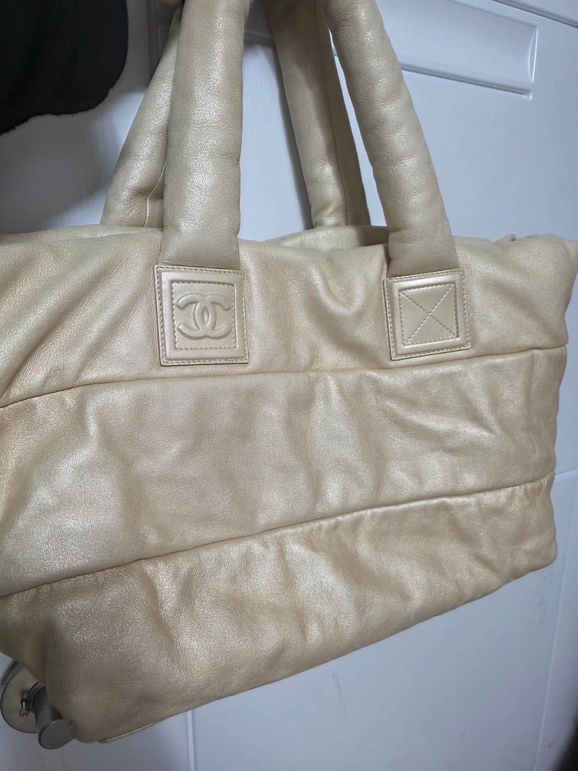 샤넬 코쿤 라지 숄더 토트 상품이미지4