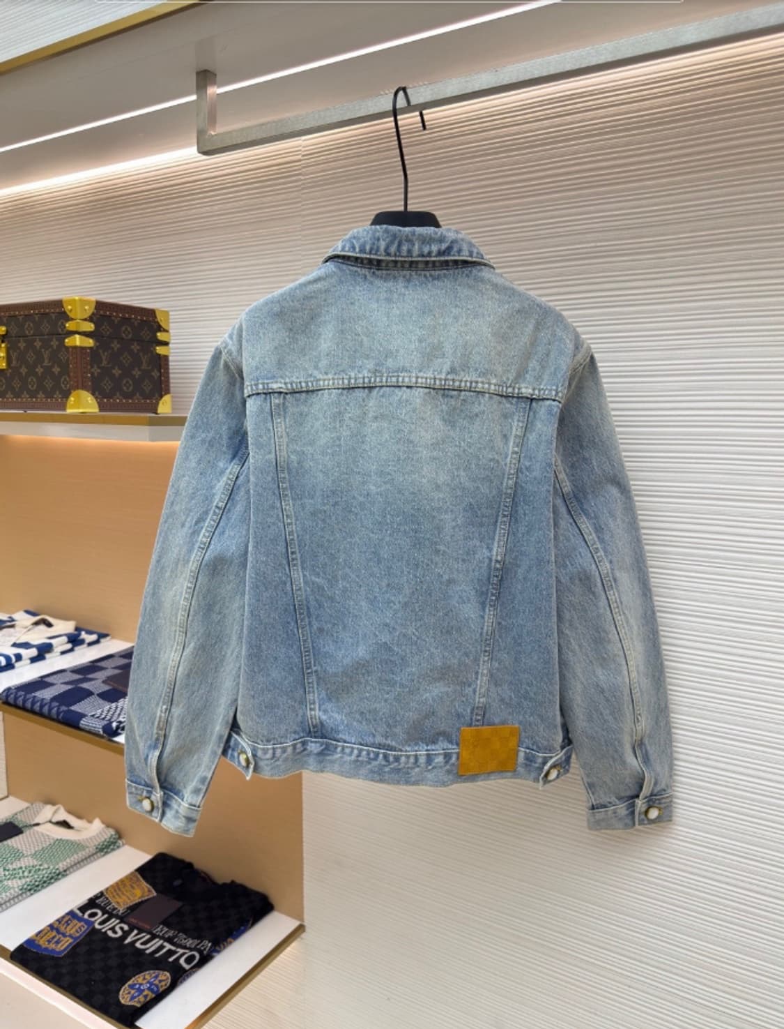 [루이;비통] 새상품 / 청자켓 / M (약 여성 66 사이즈) 상품이미지2