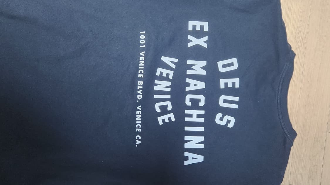 데우스 롱슬리브 상품이미지1