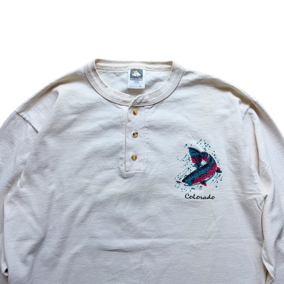 Colorado Fish Graphic 헨리넥 롱슬리브 상품이미지4