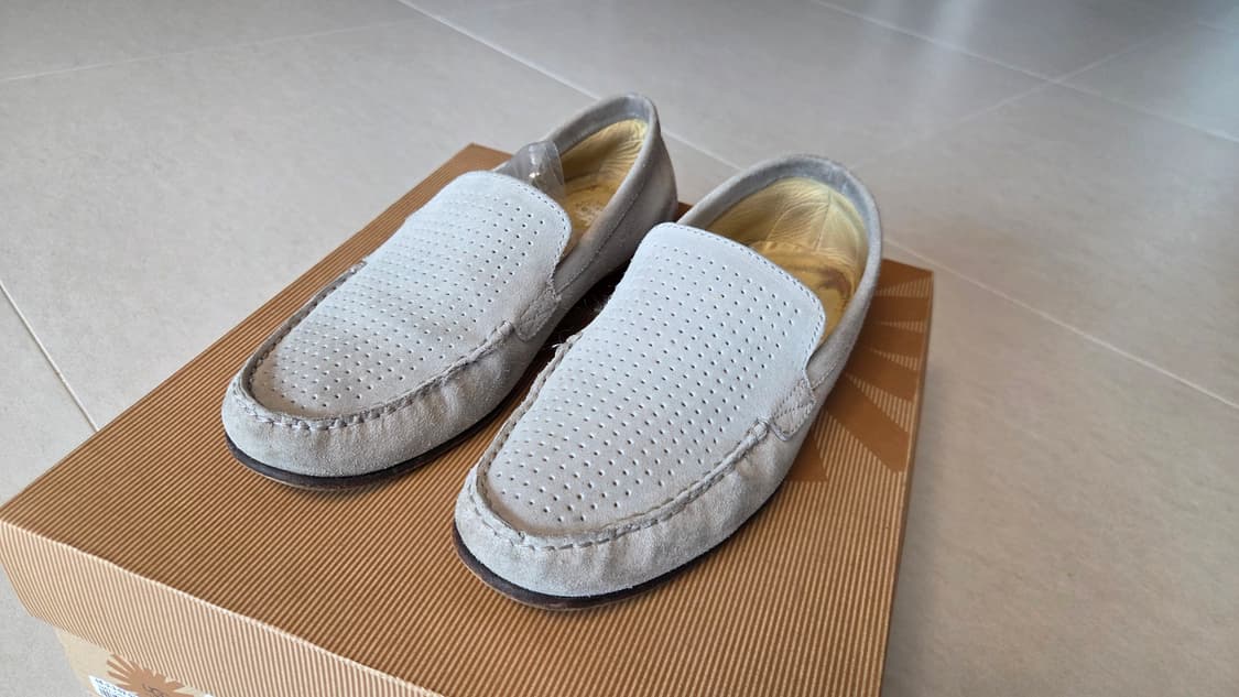 아르마니 꼴레지오니 스웨이드 펀칭 로퍼  상품이미지1