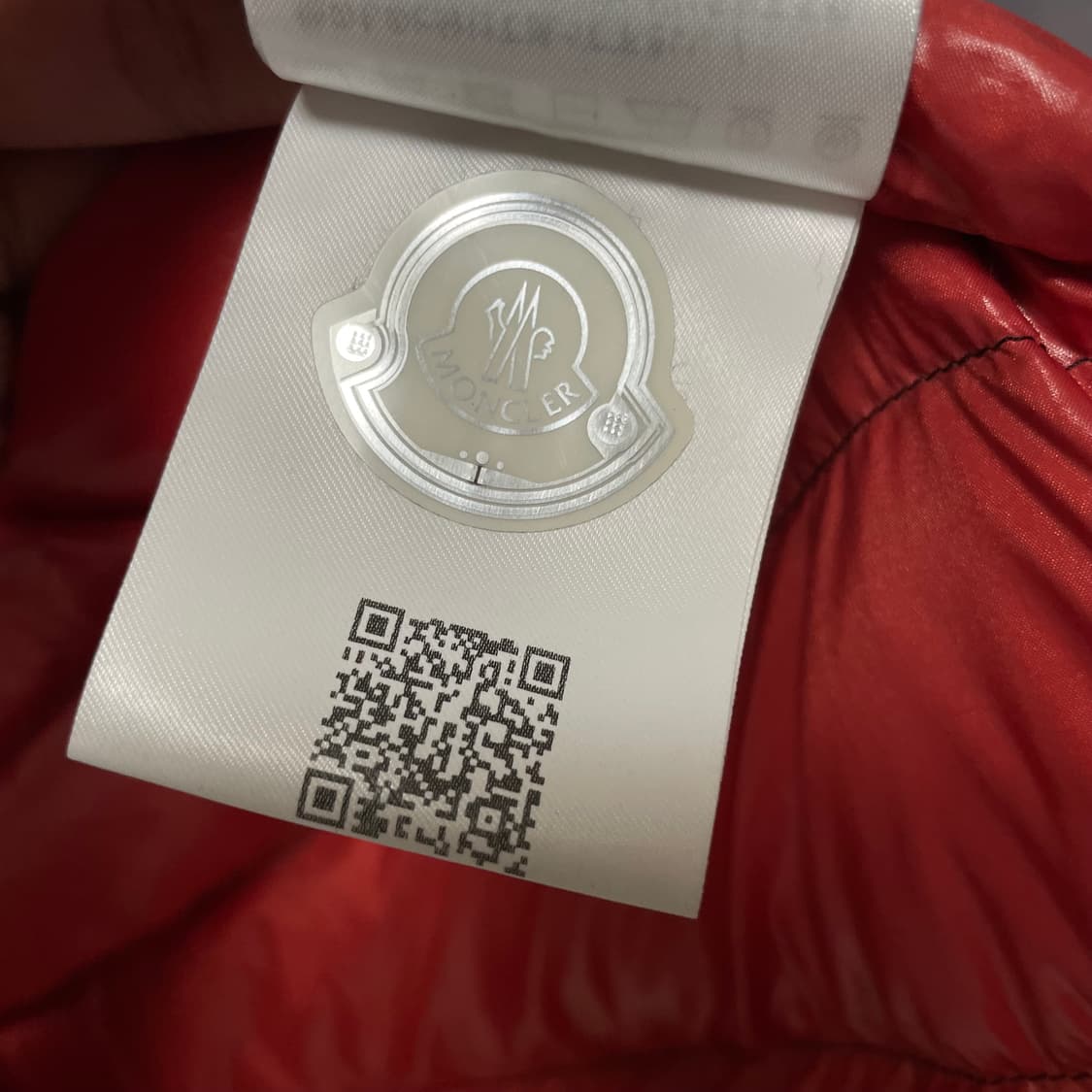 몽클레어 아말테스 패딩 점퍼 2사이즈 백화점판 상품이미지7