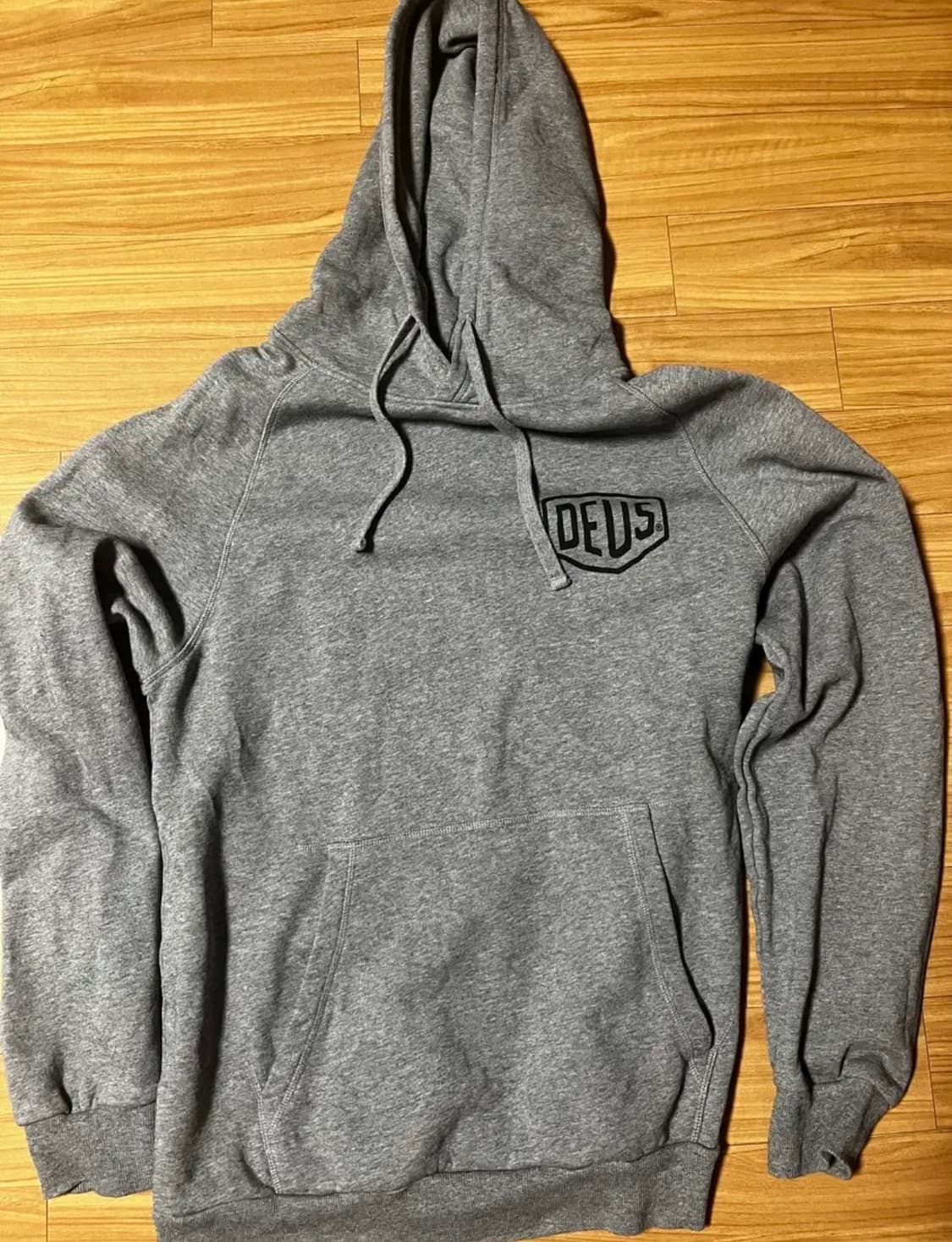 데우스 엑스 마카나 도쿄 후드티 상품이미지3
