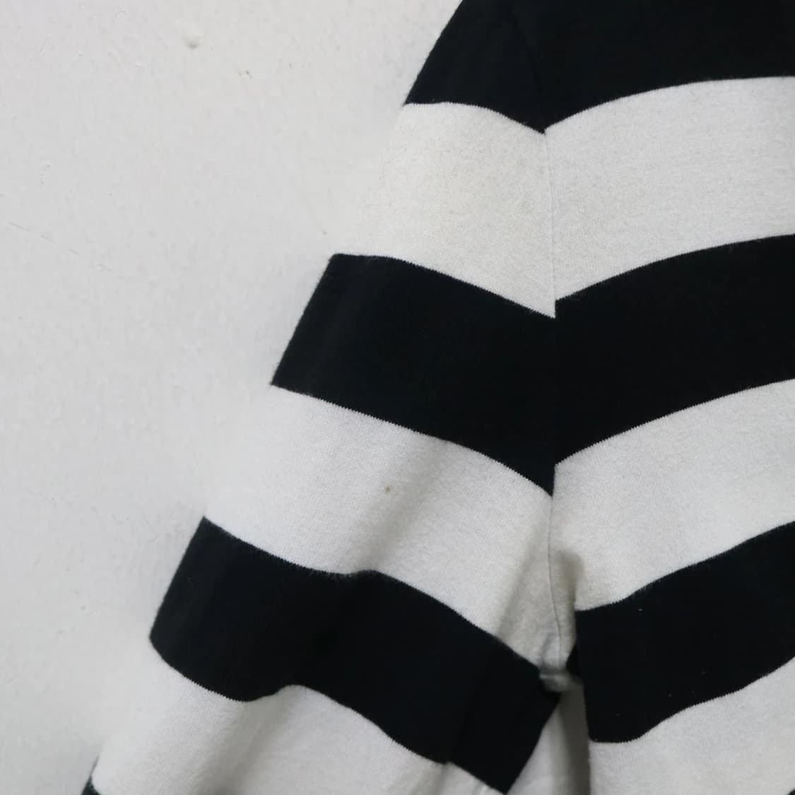 N,N, 딥 브이넥 스트라이프 티셔츠 62270 상품이미지4