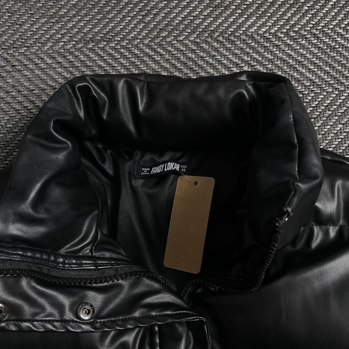 FANDY LOKAR 블랙 레더 크롭 숏패딩o 4710 상품이미지6