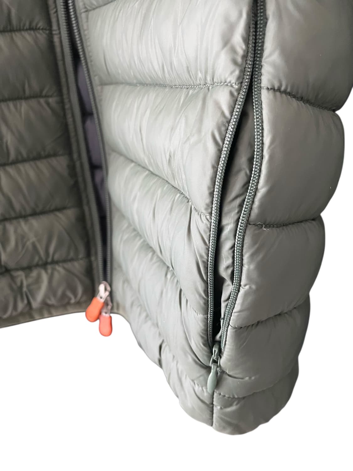 세이브더덕 경량 패딩 L사이즈 팝니다. 상품이미지3