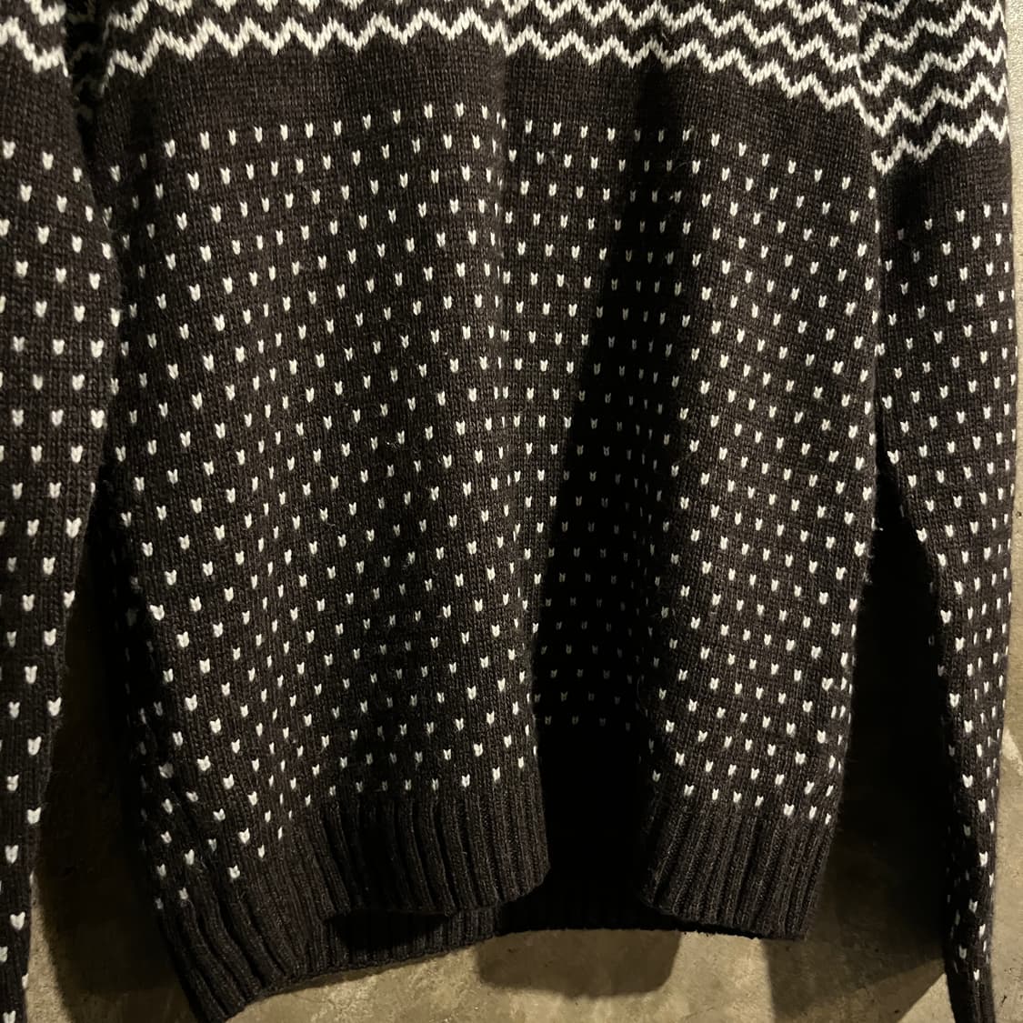 라코스테 패턴 브이넥 니트 상품이미지3