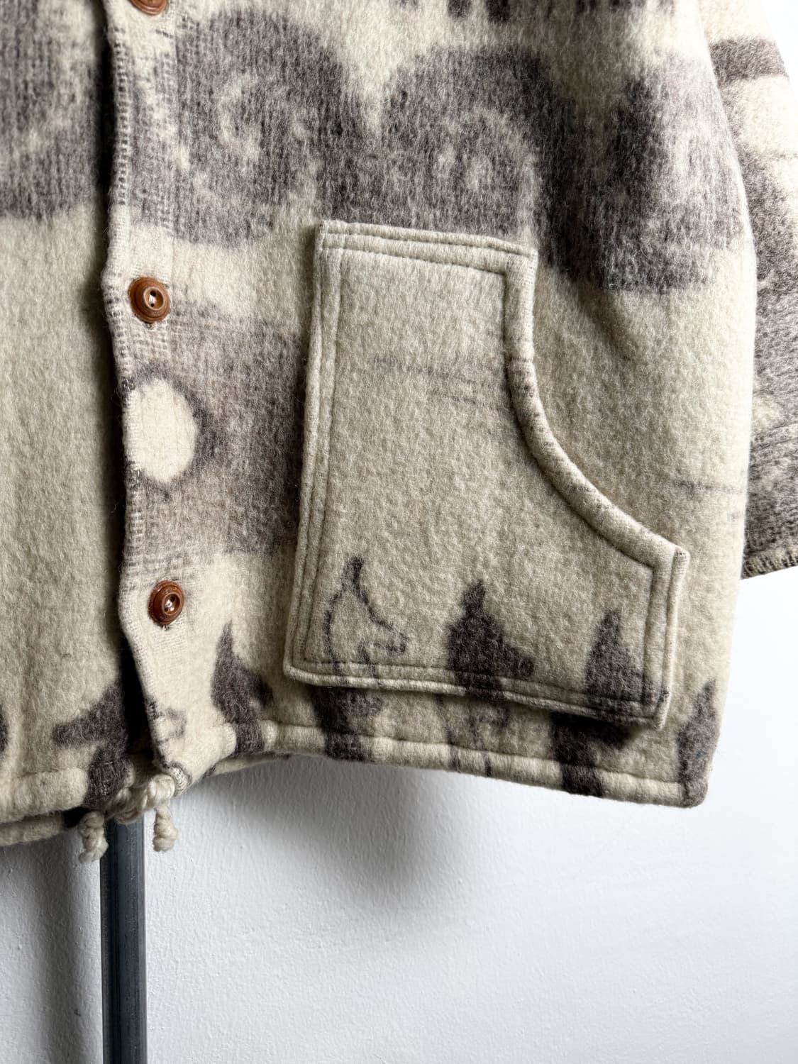 Tejilana Native American Wool Jacket 상품이미지3