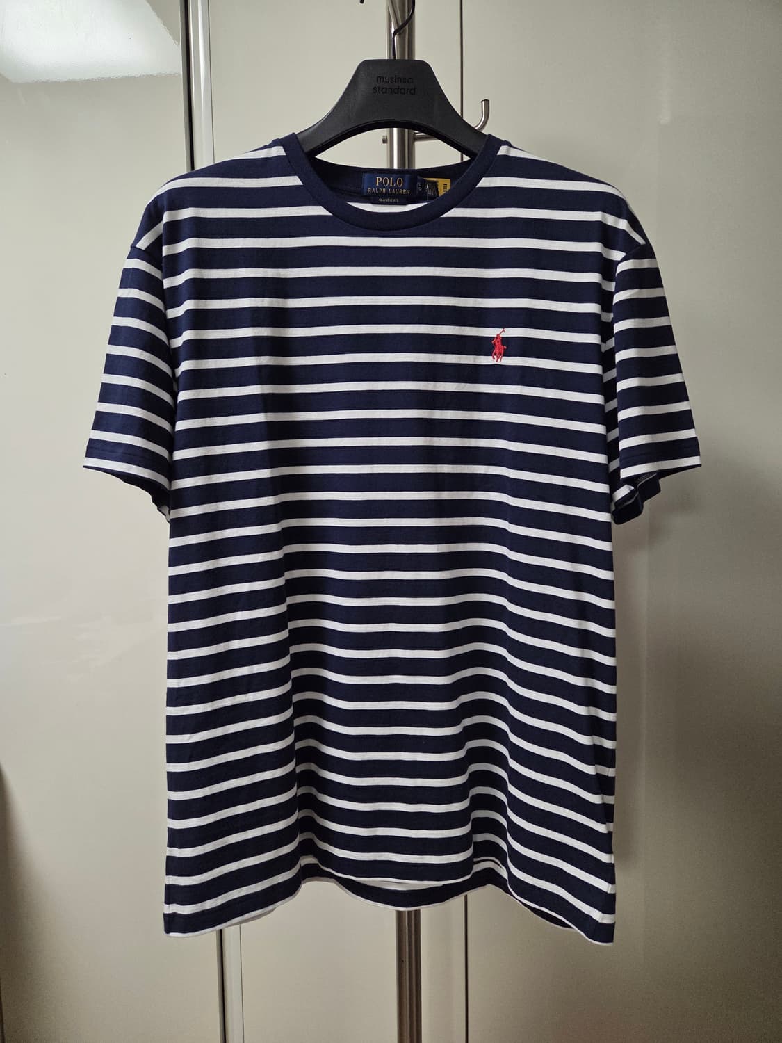 폴로 랄프로렌 클래식핏 반팔티 네이비 스트라이프 상품이미지1