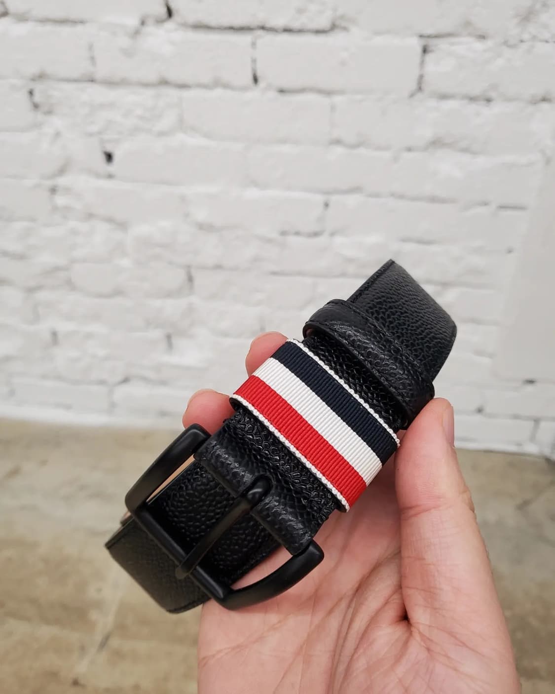 톰브라운 그레인 레더 삼선벨트 상품이미지2