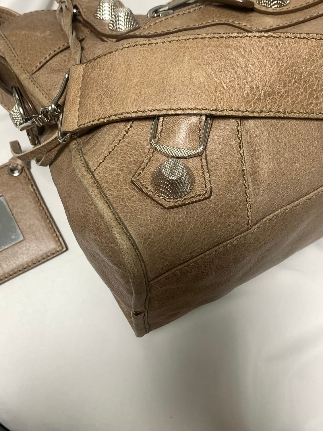 발렌시아가 자이언트 모터백 브라운 상품이미지2