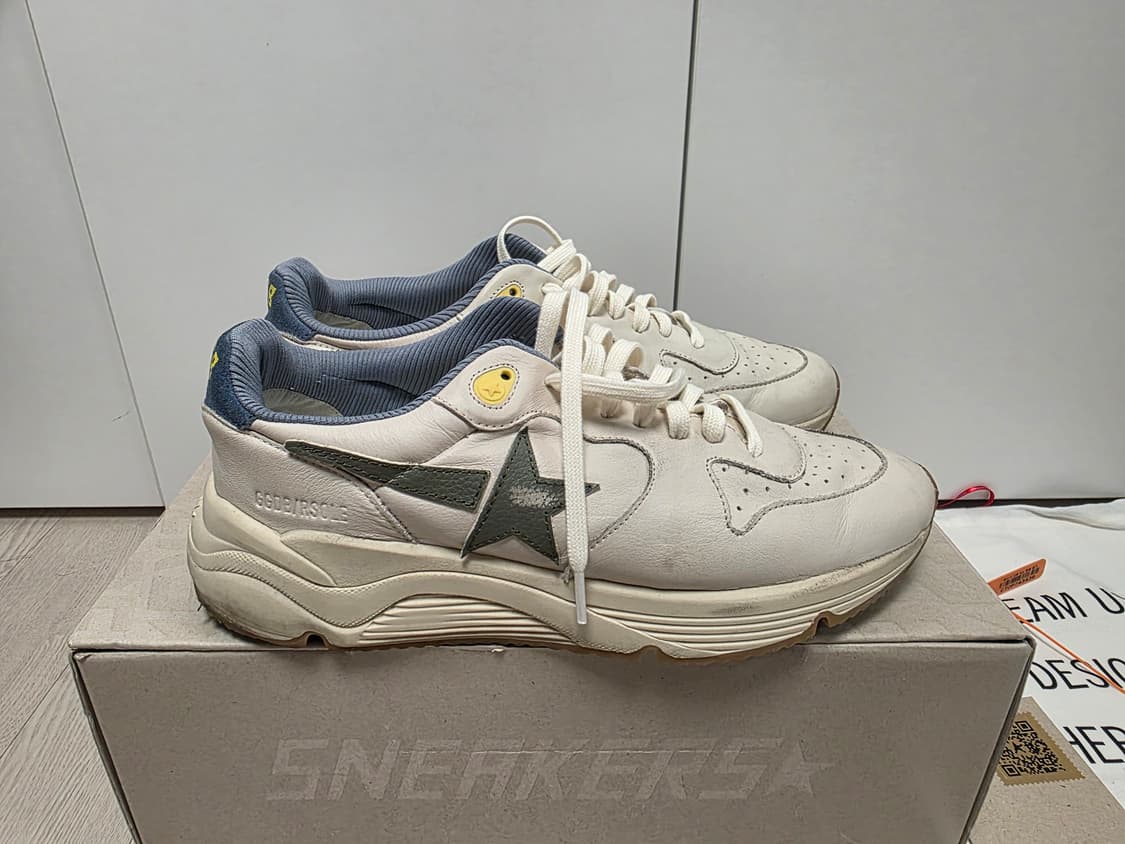 골든구스 런닝솔 화이트 그린 팝니다  상품이미지1