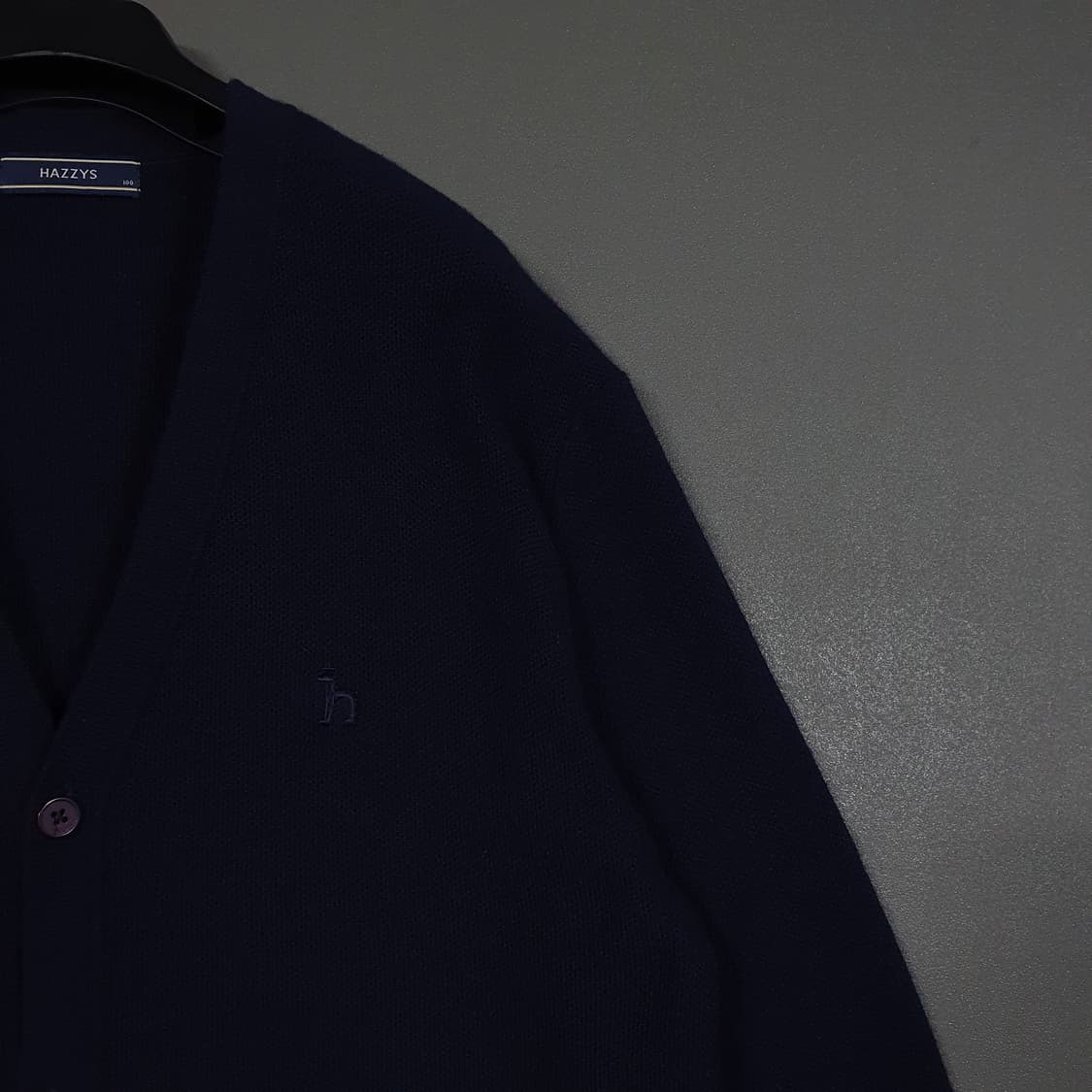 L) 헤지스 신형 22FW 다크네이비 울 모 캐시미어 니트 스웨터 가디건 상품이미지3