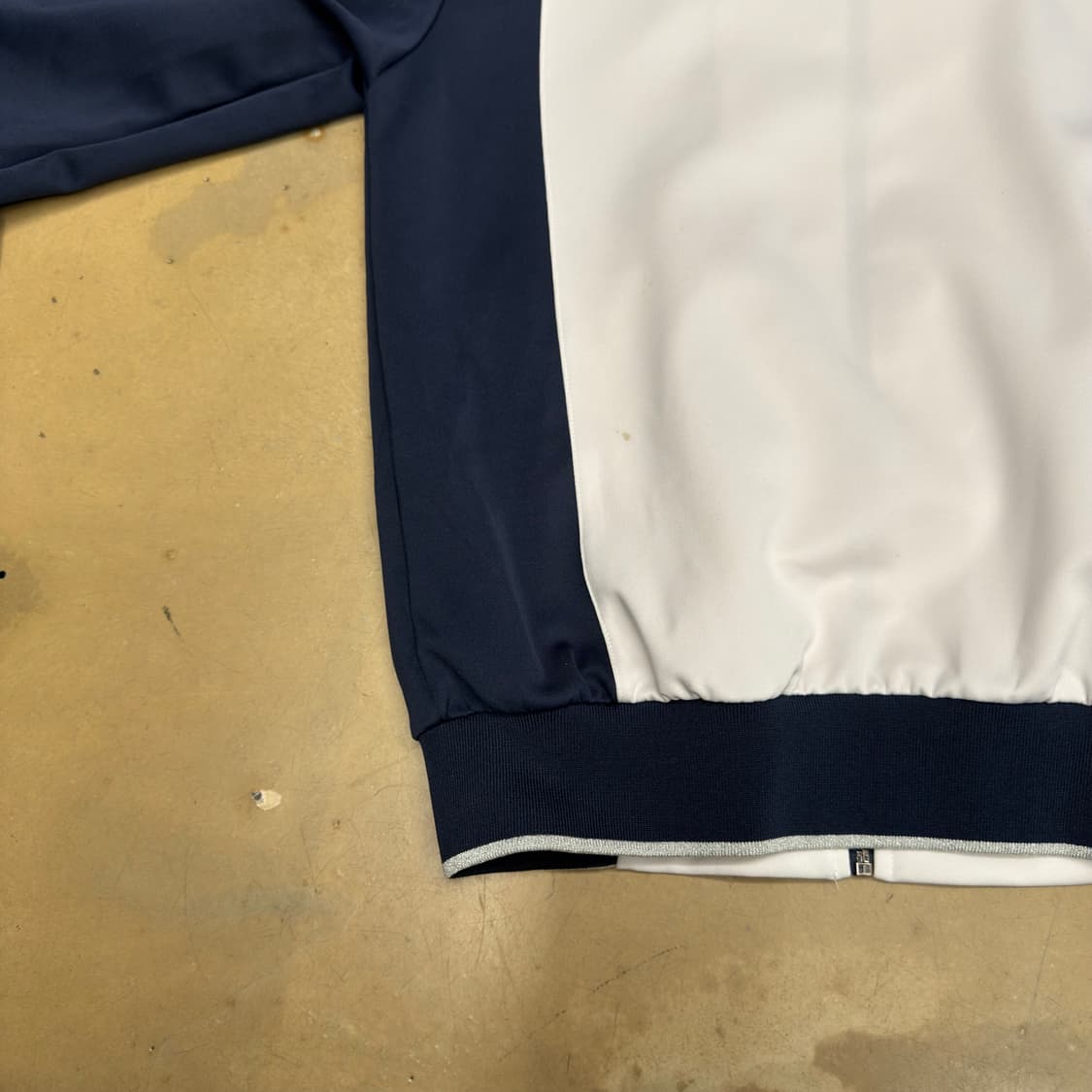 85 아디다스 첼시 화이트 네이비 배색 트랙탑 상품이미지6