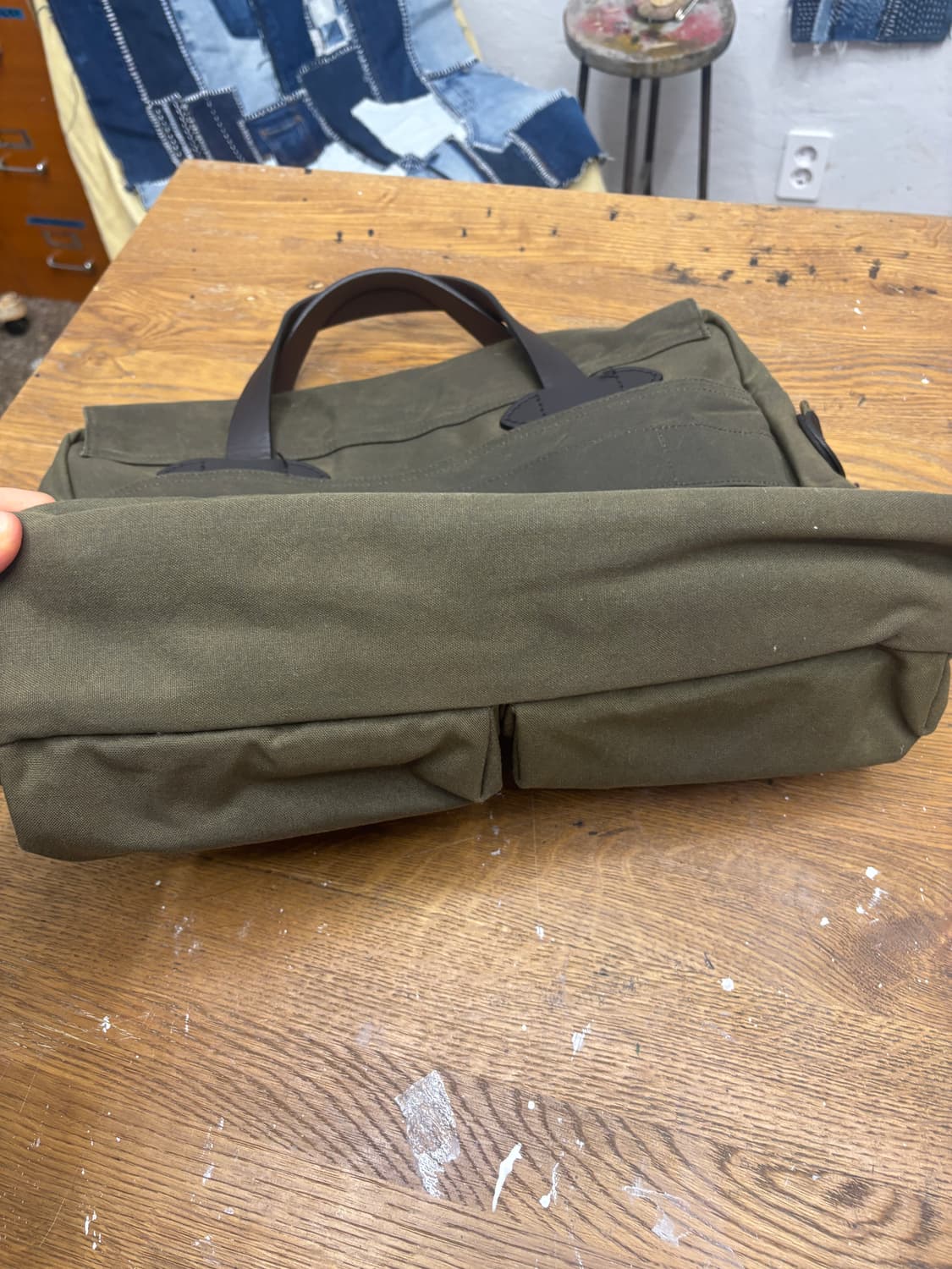 Filson 24 hour tin brief case 왁스코튼 숄더백 상품이미지6