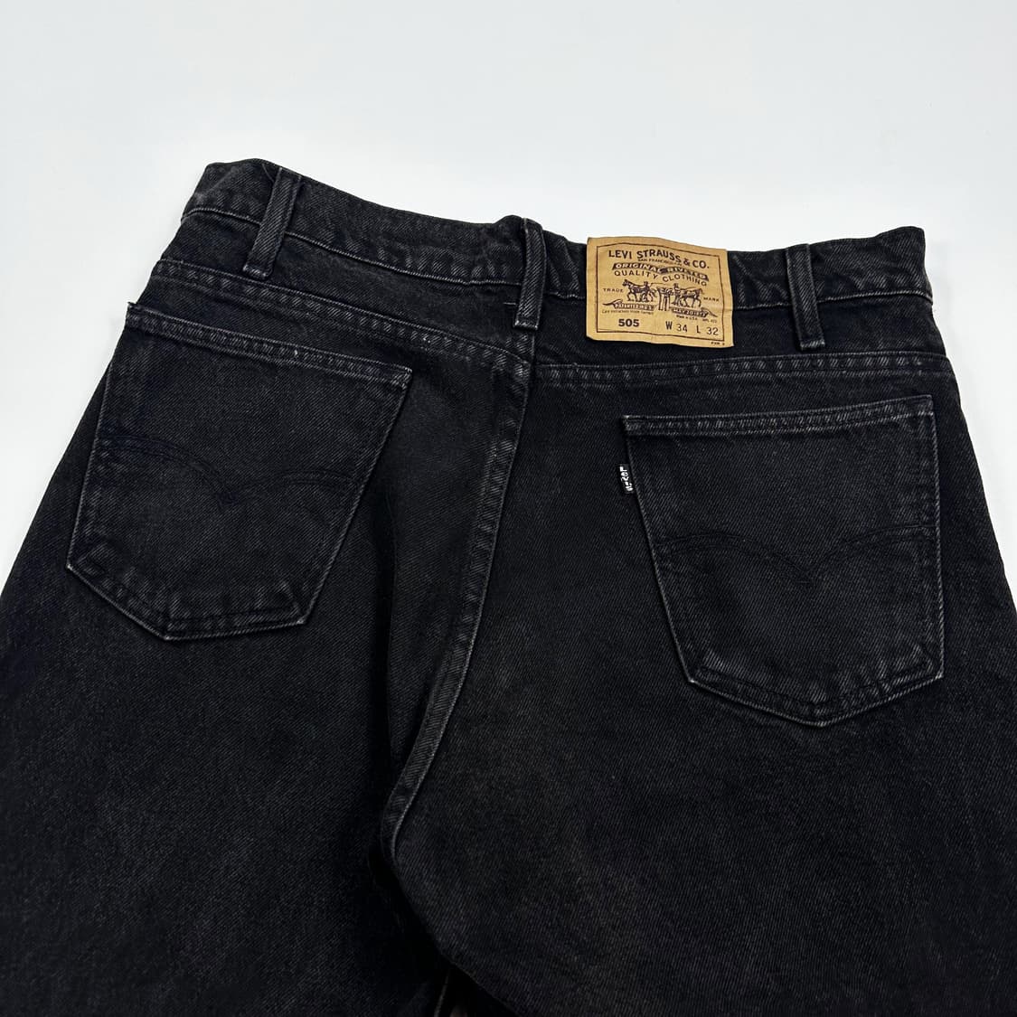 34 90s USA 리바이스 505 흑청 스트레이트 데님팬츠 상품이미지4