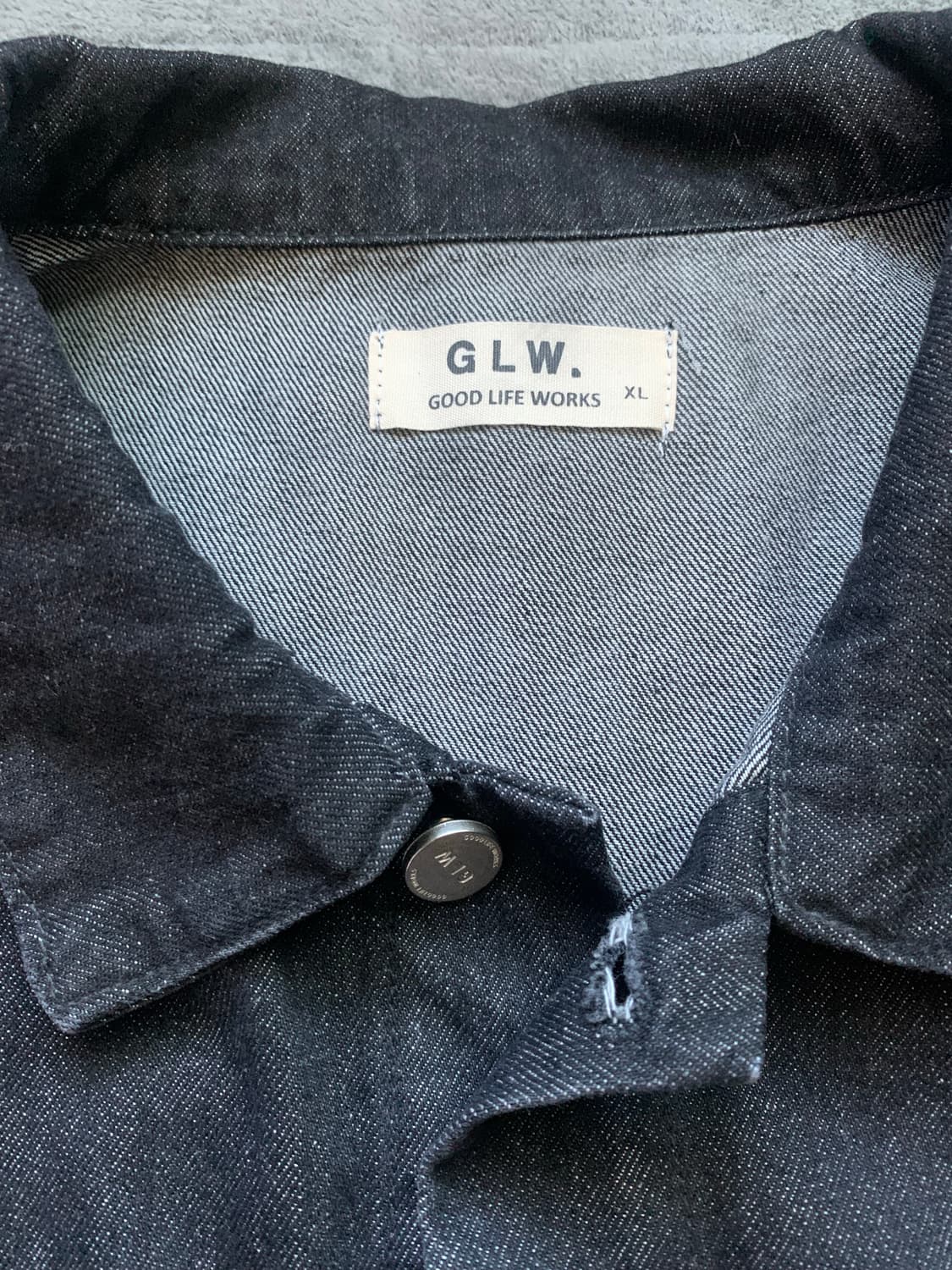 오버사이즈 워시드 데님 트러커 재킷 XL  워싱 처리를 사용하여 특유 상품이미지3