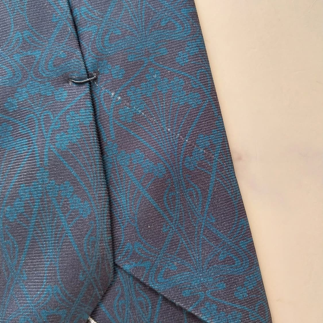 리버티 실크 플로럴 자카드 넥타이 8.5cm A등급 K2014
 상품이미지9