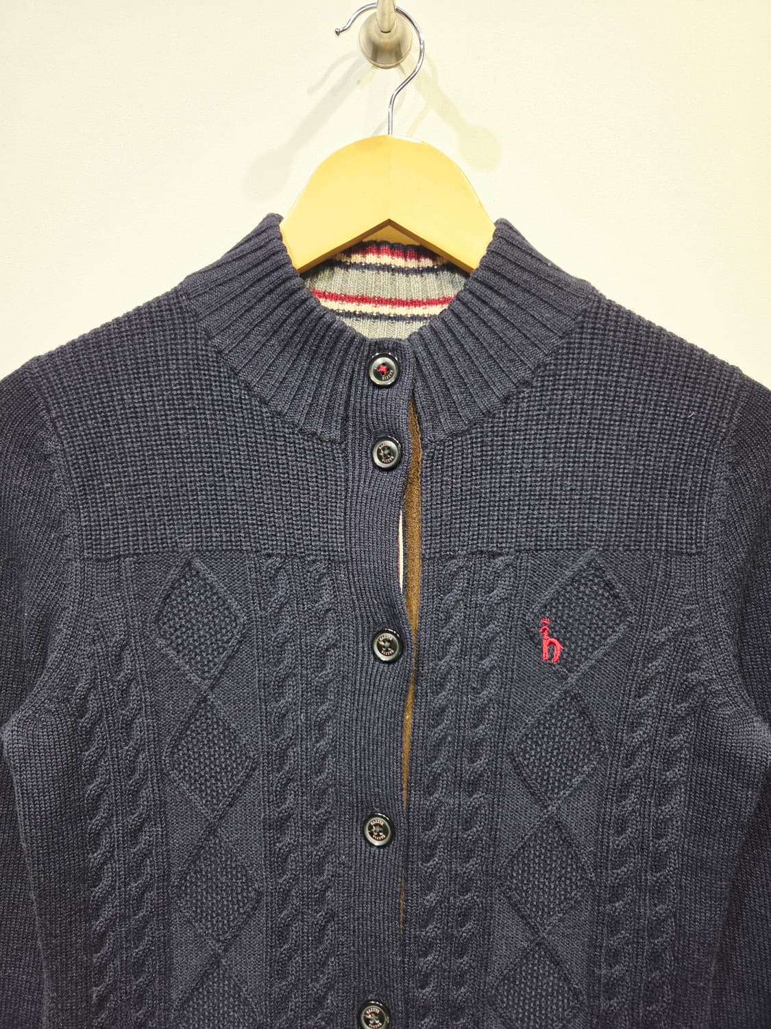 HAZZYS 헤지스 울 100% 케이블 니트 가디건 상품이미지3