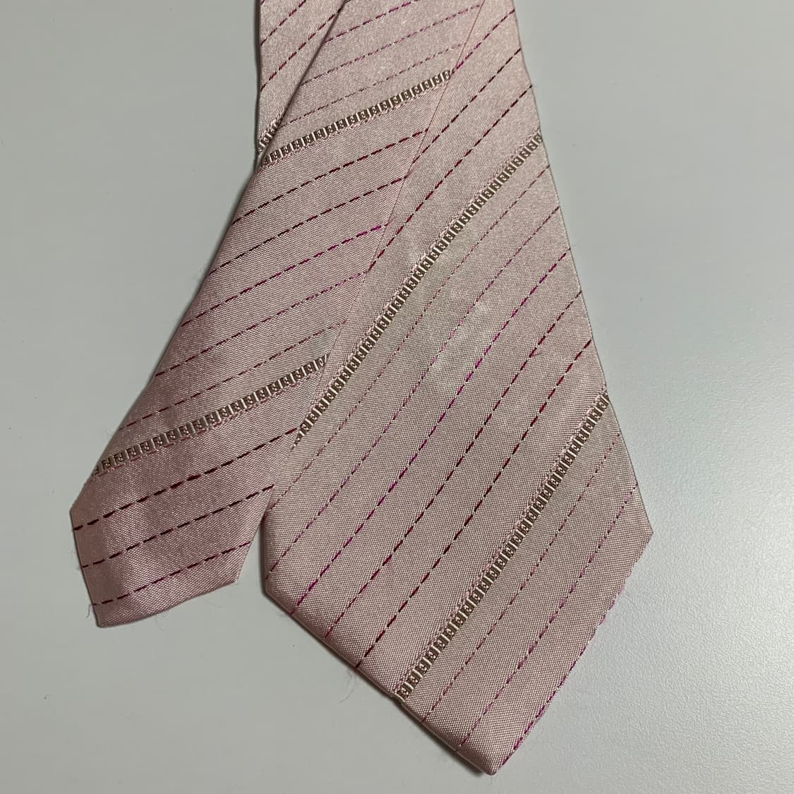 펜디(FENDI) FF스몰로고 모노그램 명품넥타이 신형라벨 스트라이프 상품이미지4