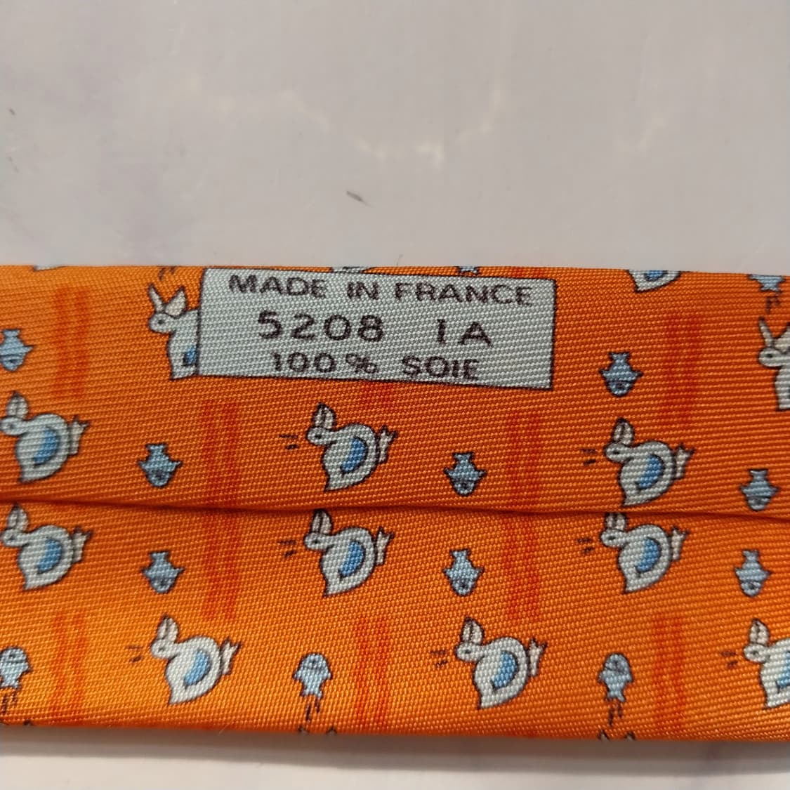 에르메스 실크 펠리칸 모티브 넥타이 9.4cm A등급 K2116
 상품이미지8