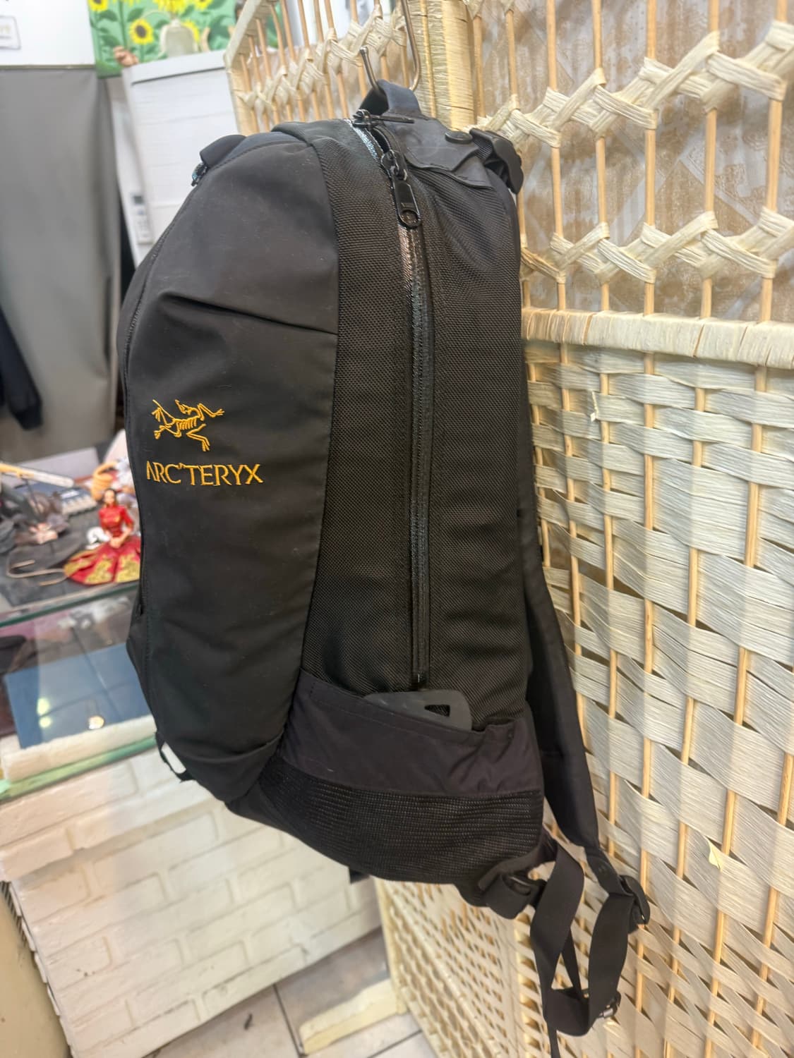 정품 아크테릭스 아로22 배낭 팝니다 상품이미지3