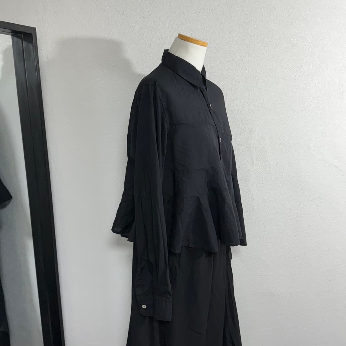 18aw 꼼데가르송 꼼데가르송 사선 크롭 블라우스s 상품이미지2