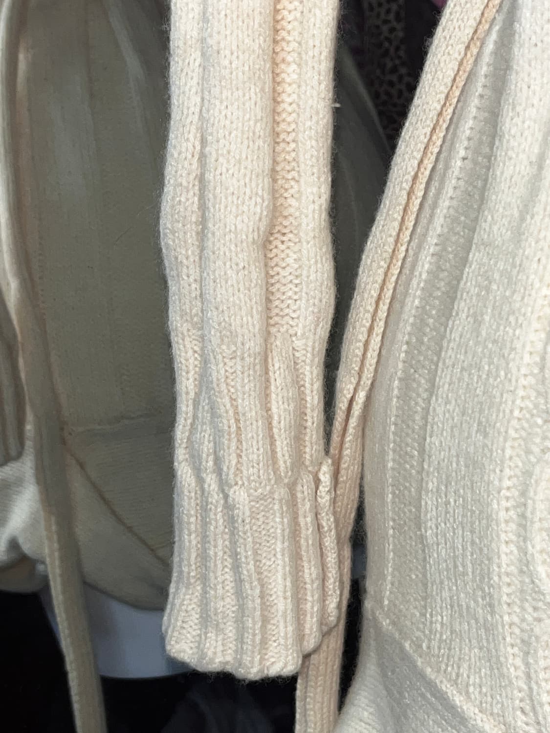 오네갸루 라떼 퍼 가디건 상품이미지4