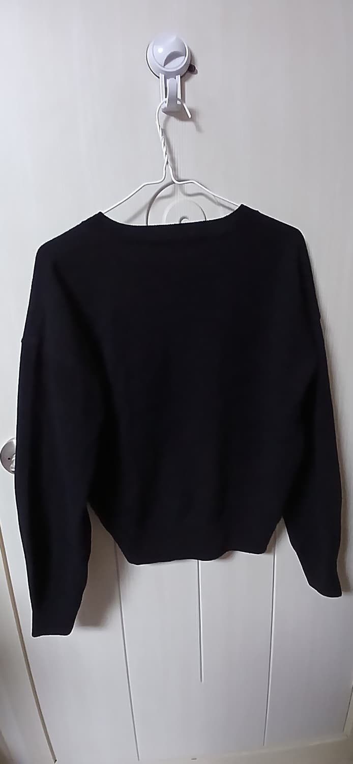 럭키슈에뜨 블랙 니트(free사이즈) 상품이미지3