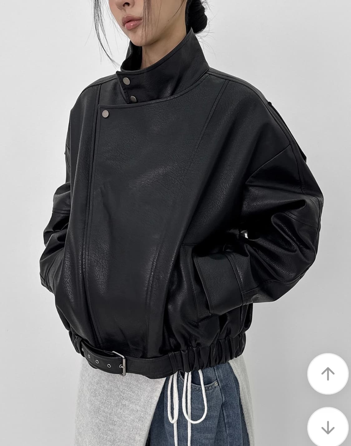 블랙업 하이넥 레더 점퍼 상품이미지2